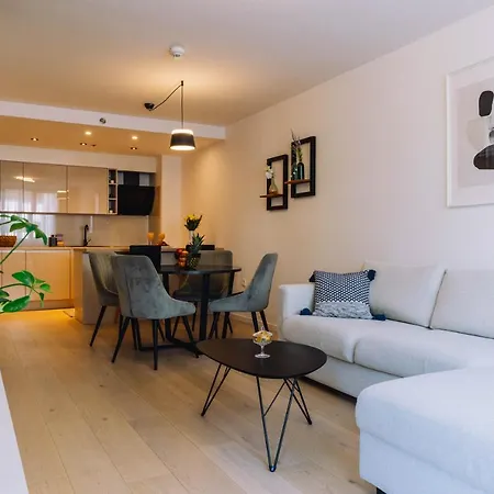 Apartman Lota *